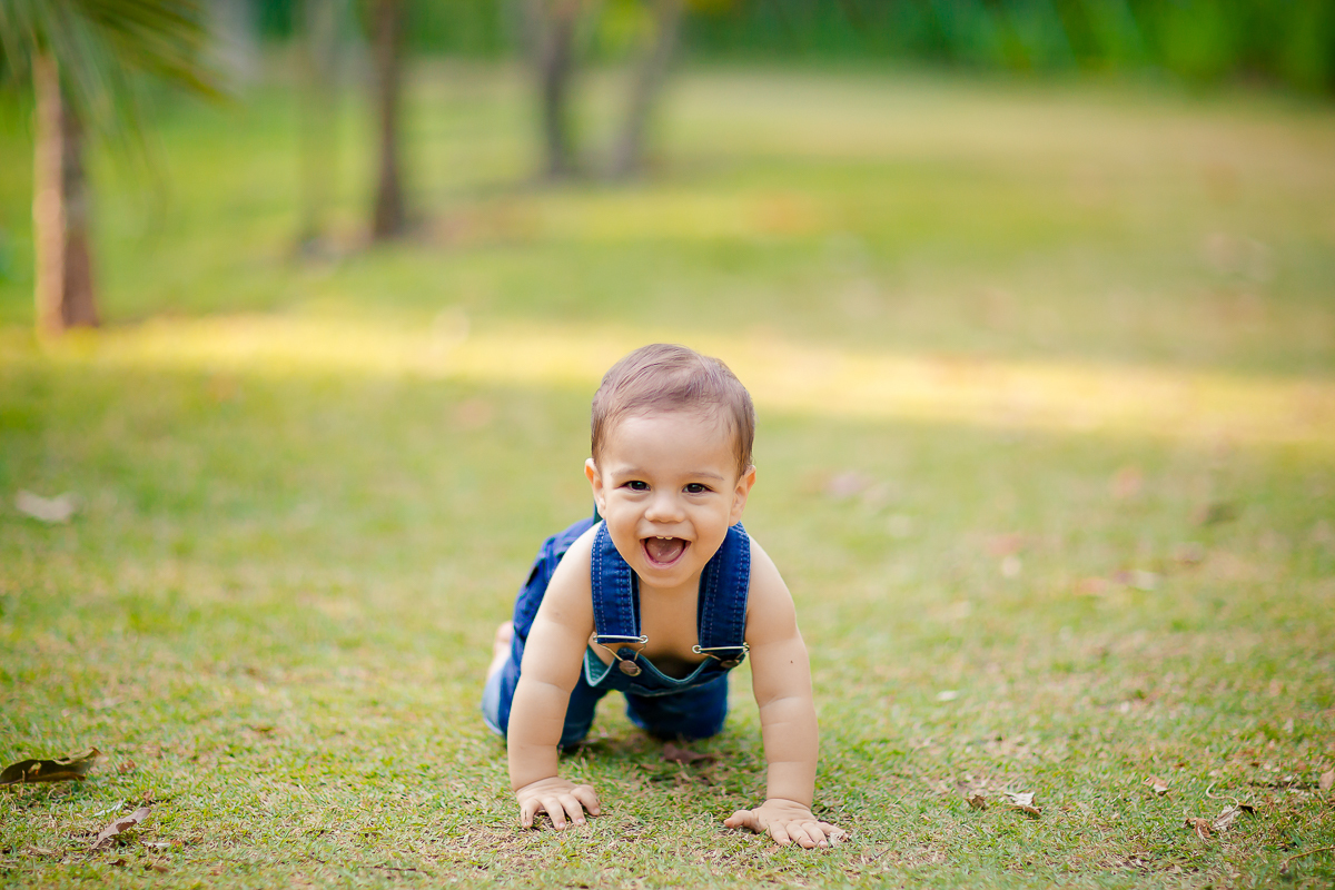 A comemoração do 1º aninho do Otávio foi com um delicioso Smash the Fruit !!

Um ensaio delicioso com muita fruta, muita cor e muito amor em família. 