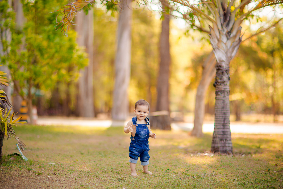 A comemoração do 1º aninho do Otávio foi com um delicioso Smash the Fruit !!

Um ensaio delicioso com muita fruta, muita cor e muito amor em família. 