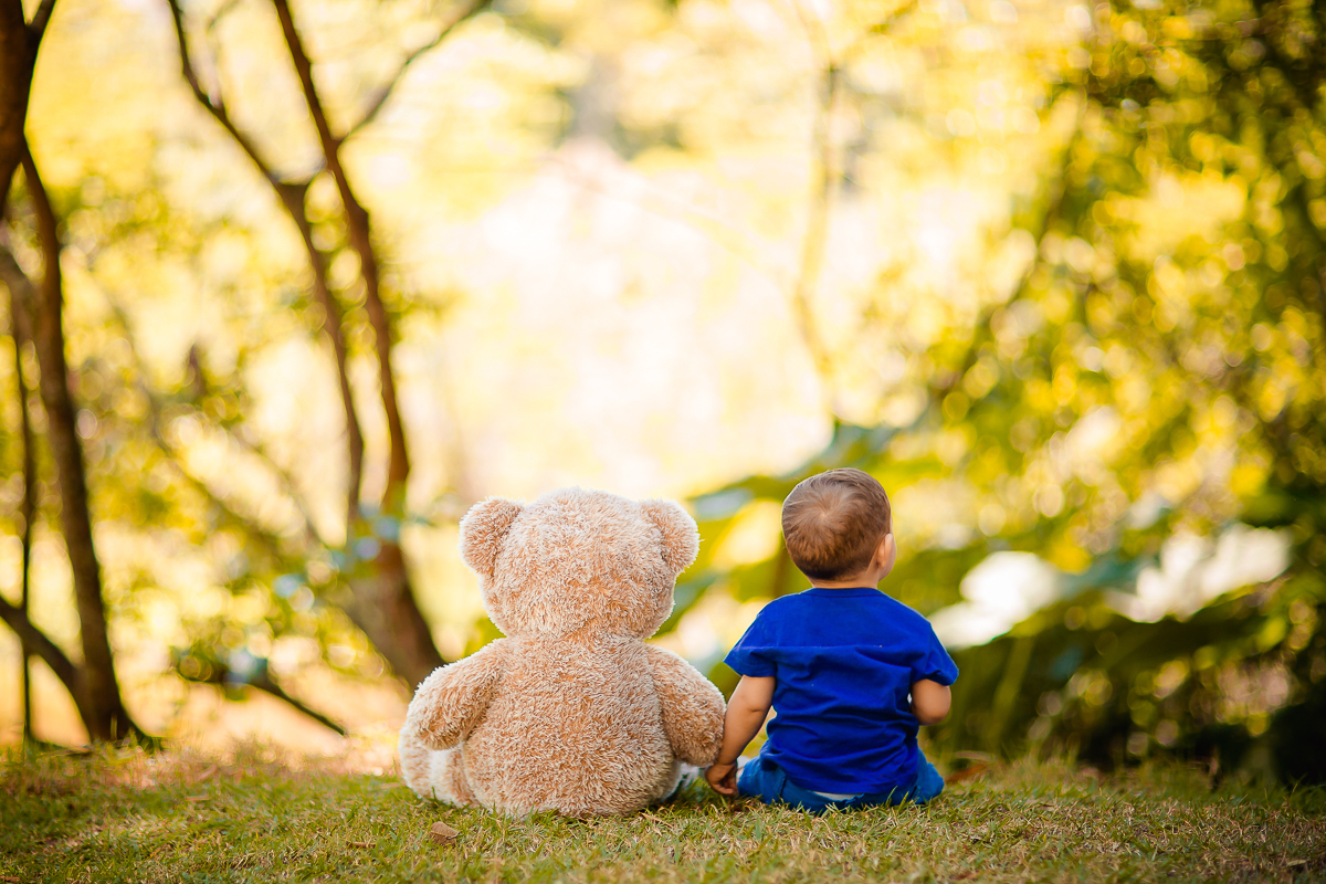 Esse é o lindo Miguel.
Acompanhamos esse pequeno desde os seus quatro meses, e agora fomos ao parque para fazer o Ensaio de 1 ano, Pensa em um bebê apaixonante distribuindo sorrisos, charme e até fazendo pose impossível não se encantar com esse mocinho