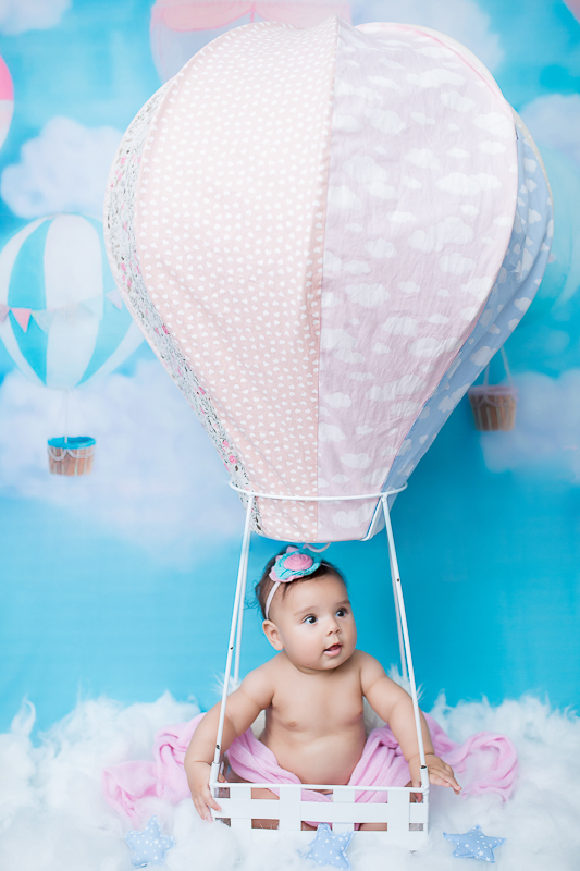 A Manu já está uma mocinha!! Agora com seus 6 meses já esta parando sentadinha e adora fazer gracinhas, suas risadas e alegria contagiante!!

É sem dúvida um registro emocionante e que irá durar a vida toda! 

