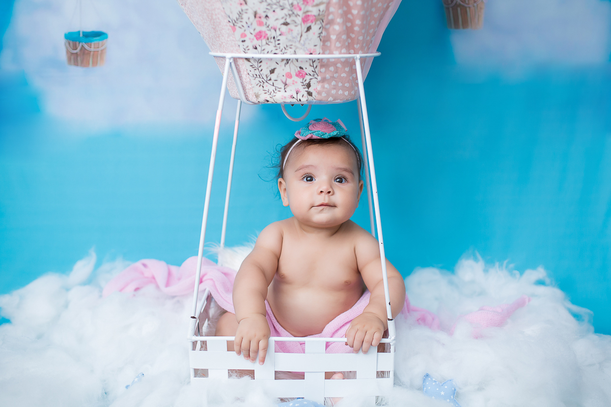 A Manu já está uma mocinha!! Agora com seus 6 meses já esta parando sentadinha e adora fazer gracinhas, suas risadas e alegria contagiante!!

É sem dúvida um registro emocionante e que irá durar a vida toda! 

