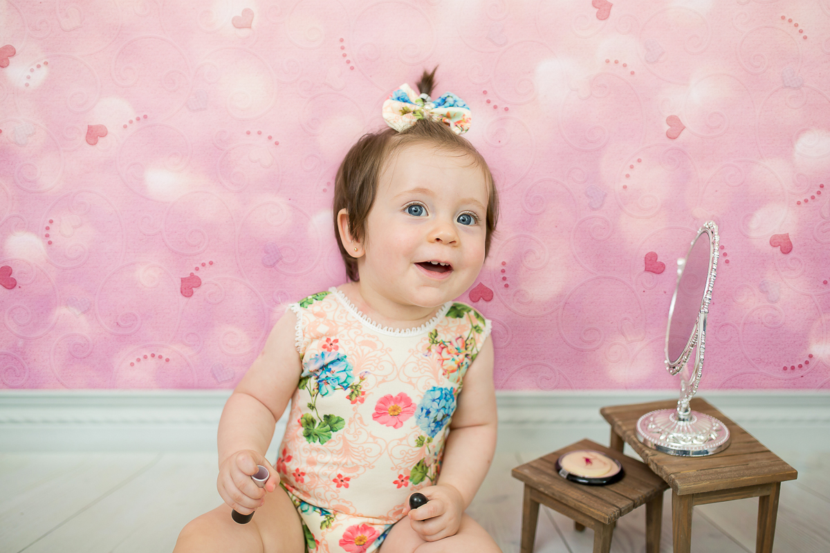 Rafaela completou 10 meses de pura fofura... ah esses olhos como são cativantes!!

 Sou apaixonada por ela! Nossas sessões estão sendo realizadas na casa do cliente, e estamos amando o resultado!! as fotos estão cada vez mais encantadoras <3 