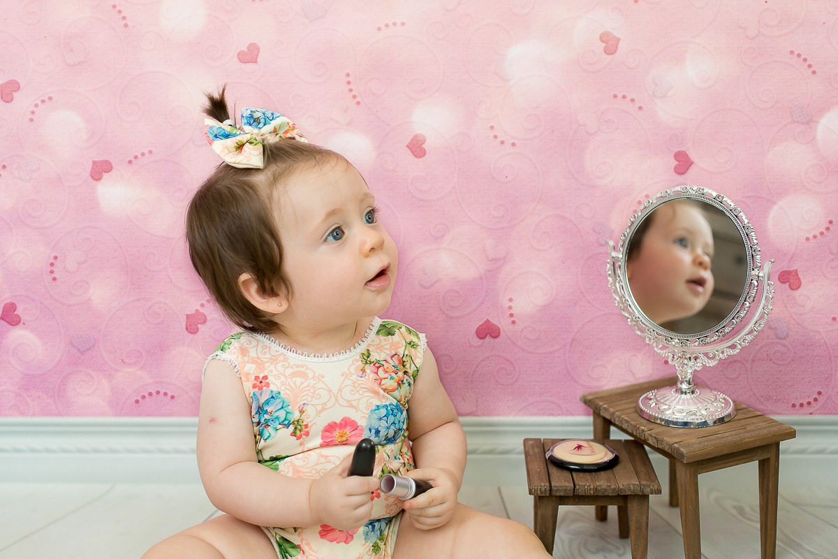 Rafaela completou 10 meses de pura fofura... ah esses olhos como são cativantes!!

 Sou apaixonada por ela! Nossas sessões estão sendo realizadas na casa do cliente, e estamos amando o resultado!! as fotos estão cada vez mais encantadoras <3 