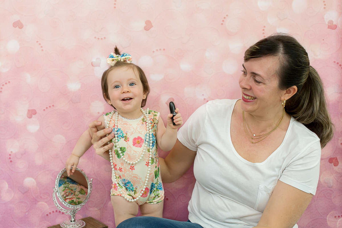 Rafaela completou 10 meses de pura fofura... ah esses olhos como são cativantes!!

 Sou apaixonada por ela! Nossas sessões estão sendo realizadas na casa do cliente, e estamos amando o resultado!! as fotos estão cada vez mais encantadoras <3 