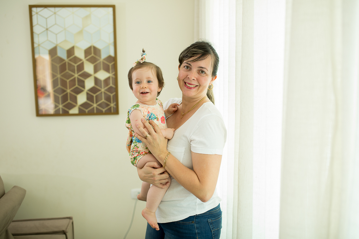 Rafaela completou 10 meses de pura fofura... ah esses olhos como são cativantes!!

 Sou apaixonada por ela! Nossas sessões estão sendo realizadas na casa do cliente, e estamos amando o resultado!! as fotos estão cada vez mais encantadoras <3 