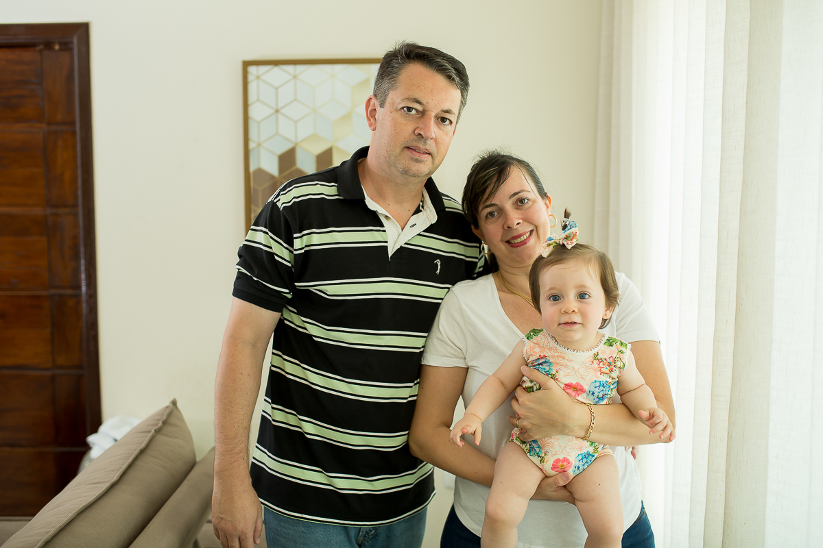 Rafaela completou 10 meses de pura fofura... ah esses olhos como são cativantes!!

 Sou apaixonada por ela! Nossas sessões estão sendo realizadas na casa do cliente, e estamos amando o resultado!! as fotos estão cada vez mais encantadoras <3 