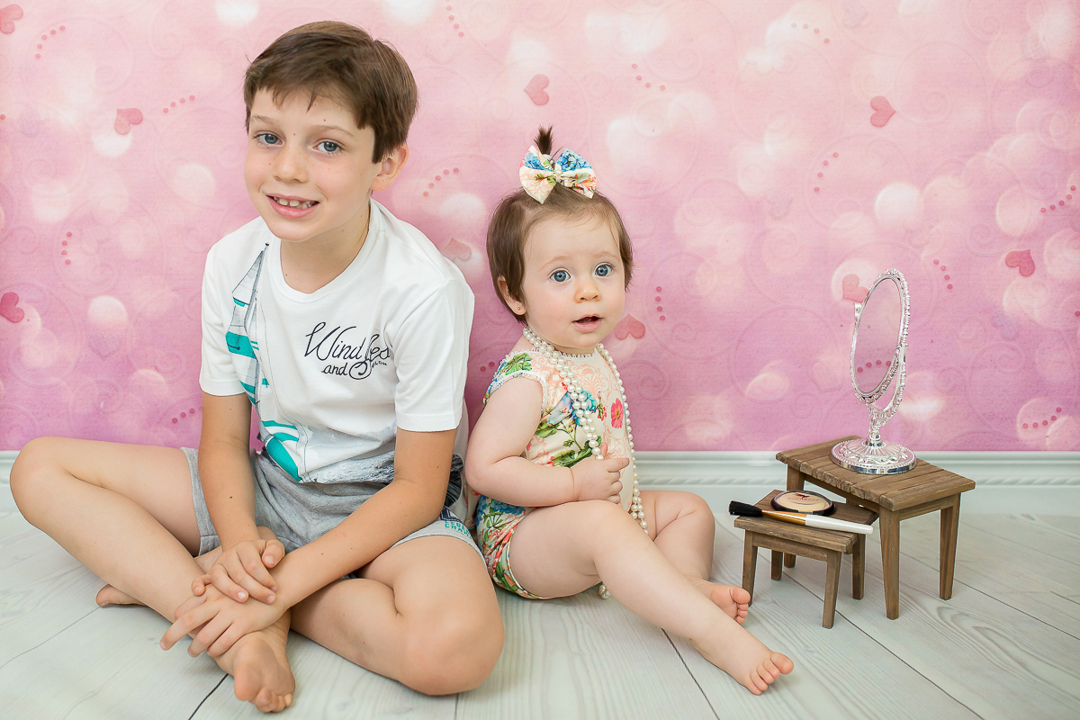 Rafaela completou 10 meses de pura fofura... ah esses olhos como são cativantes!!

 Sou apaixonada por ela! Nossas sessões estão sendo realizadas na casa do cliente, e estamos amando o resultado!! as fotos estão cada vez mais encantadoras <3 