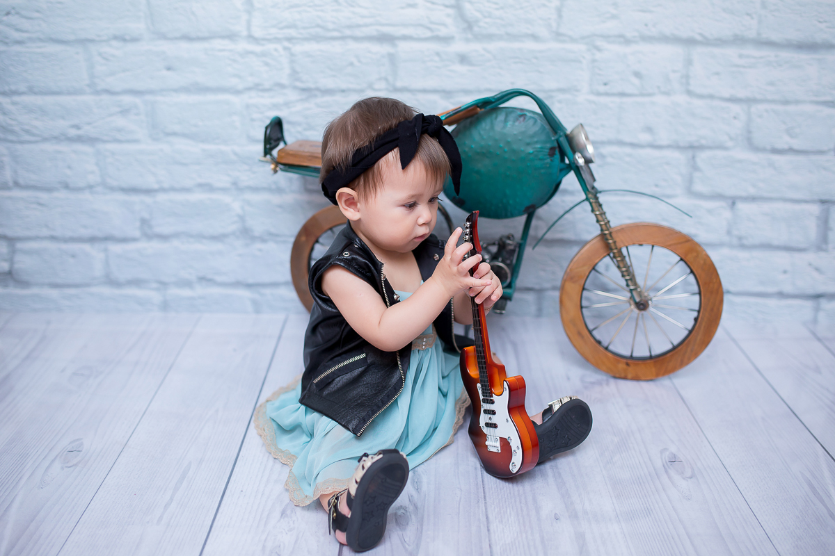 Mais uma sessão de fotos super fofa da pequena Iara comemorando os 9 meses de vida !!