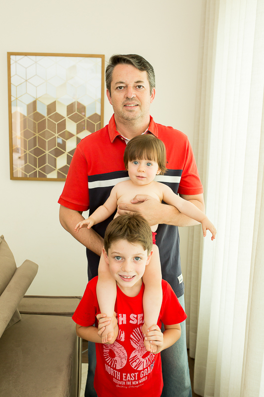 E a Rafaela completou 1 aninho e amamos registrar todas as fazes desse ano, foram varias sessões lindas que registramos com todo carinho dessa fase unica da pequena...