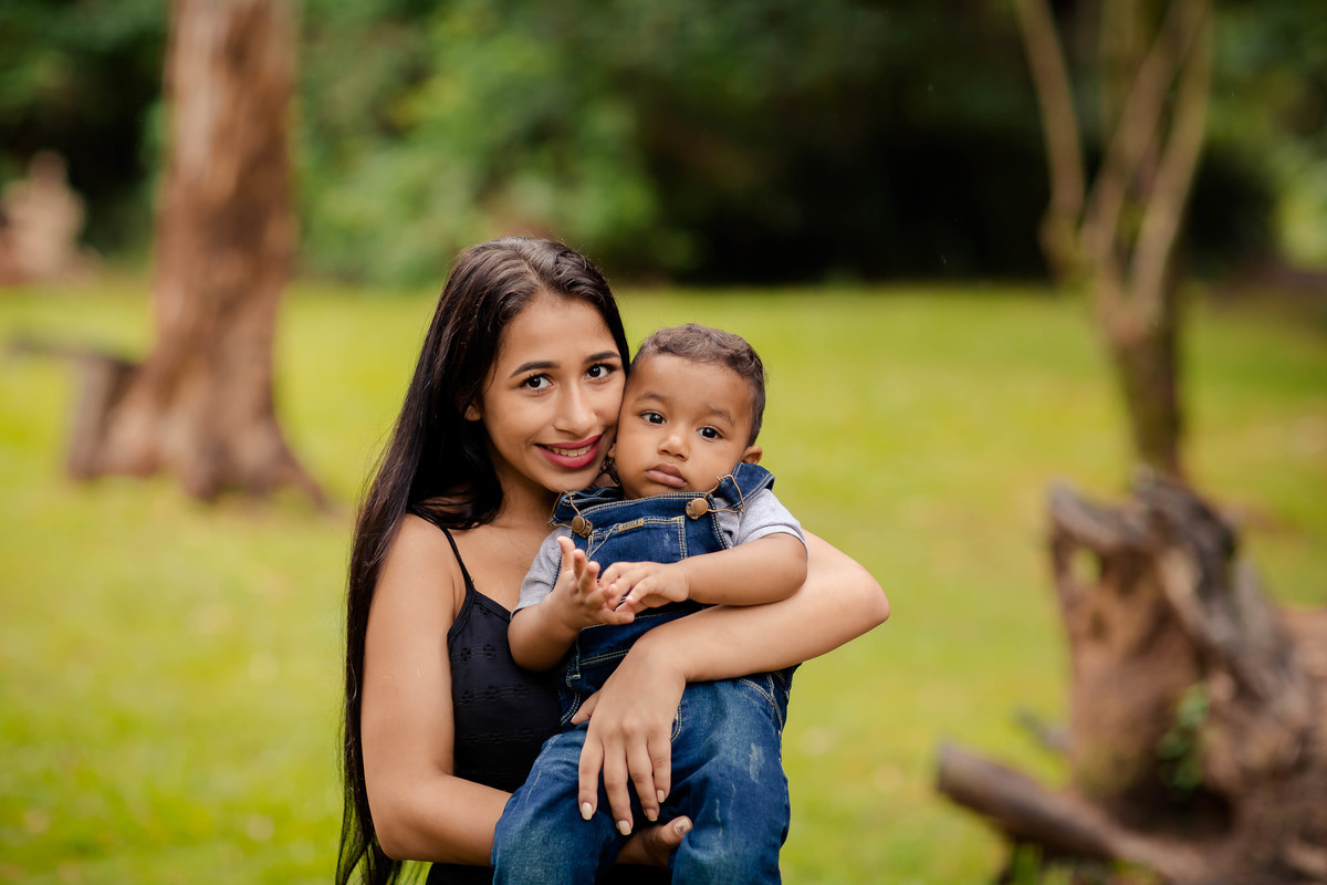 Pra comemorar o primeiro aninho do Henry fizemos seu ensaio Smash the cake com o tema de fazendinha. Henry é um fofo e se divertiu muito na sua sessão de fotos!! 