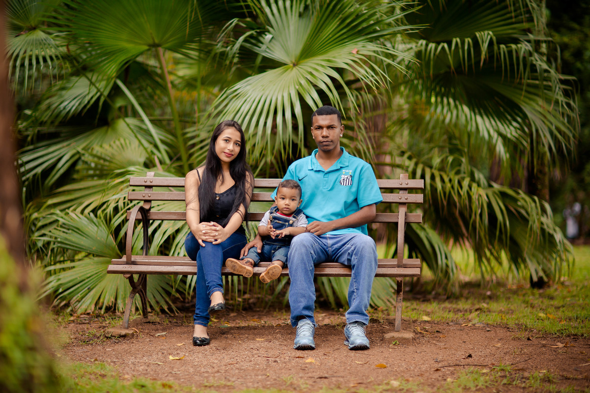 Pra comemorar o primeiro aninho do Henry fizemos seu ensaio Smash the cake com o tema de fazendinha. Henry é um fofo e se divertiu muito na sua sessão de fotos!! 
