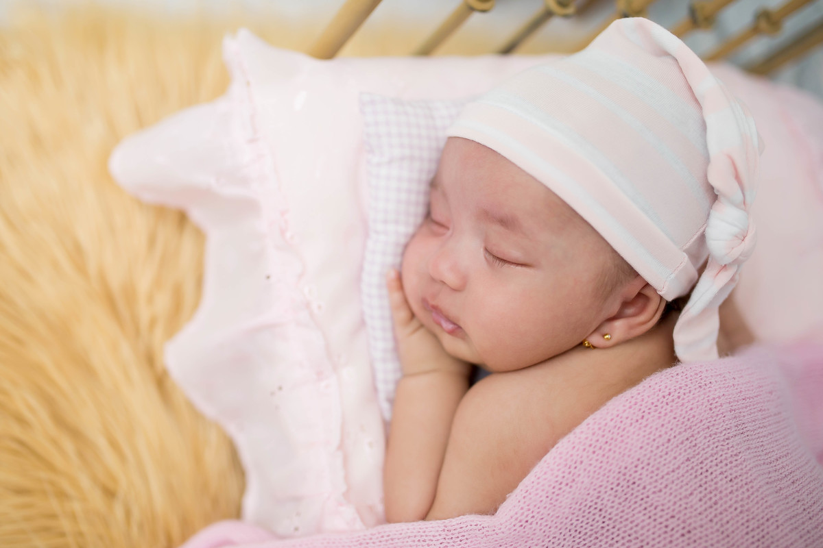 Obaaa olha só que princesinha liiiiinda começou seu acompanhamento conosco!!! Sarah é uma neném muito esperta, com apenas 1 Mês e já distribui sorrisos... Aii que encanto de sessão!!! 