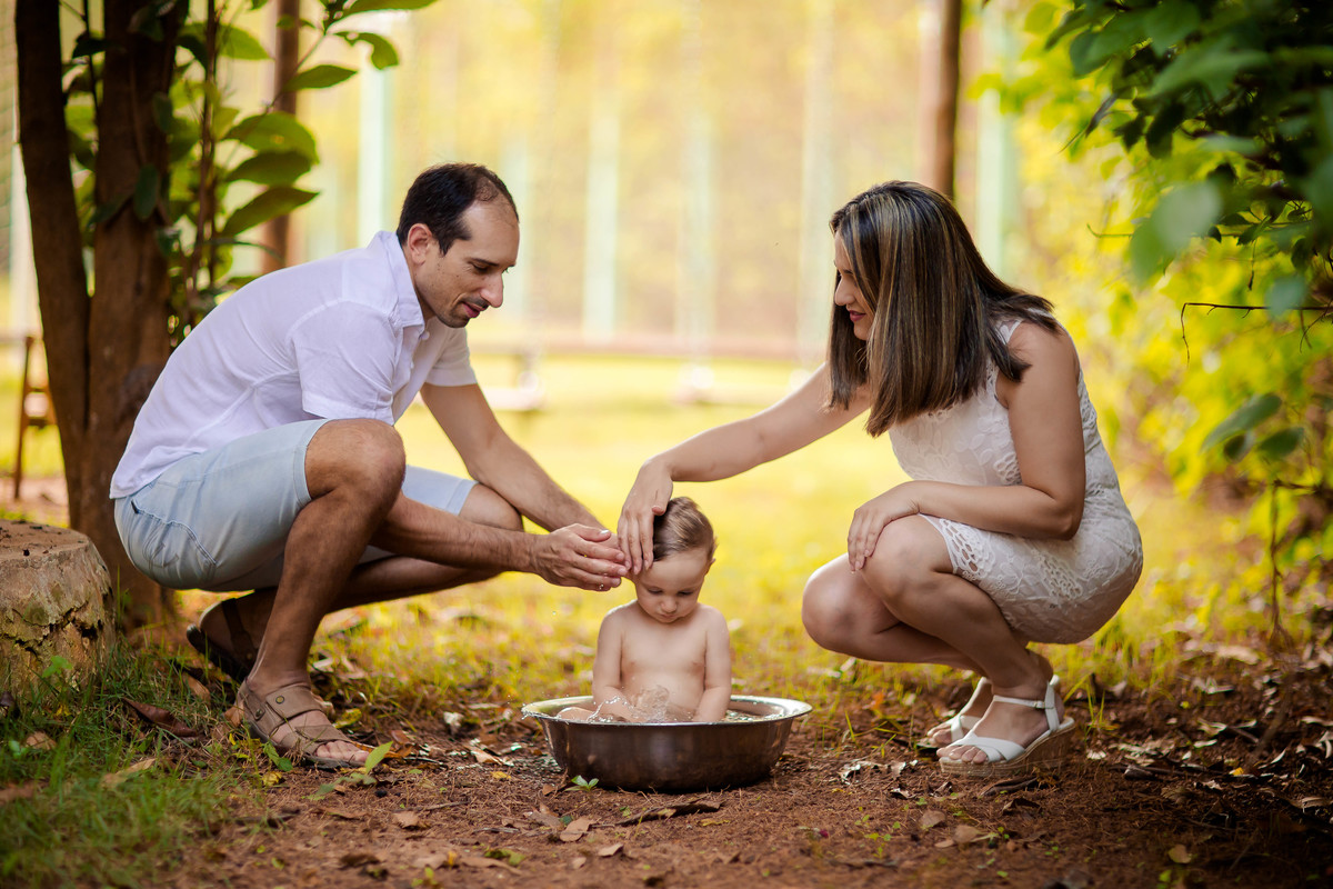 Noah completou um aninho e fizemos um Smash the Fruit, uma bagunça bem gostosa e saudável !!

O Noah e é um bebê muito fofo, ele amou a as frutinhas, 

Foi muito bom registrar algumas fases desse pequeno no seu primeiro ano de vida!!