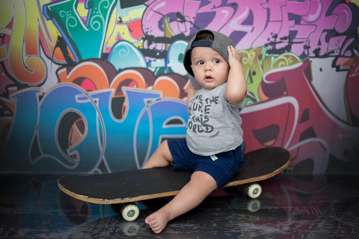 Imaginem um bebê apaixonante… ♥ Trago um pouquinho do Théo em seus 9 meses. Distribuindo sorrisos, charme e até fazendo fazendo gracinha, posso com isso? Impossível não se encantar com esse mocinho lindo
Como é bom acompanhar o crescimento não só do Théo 