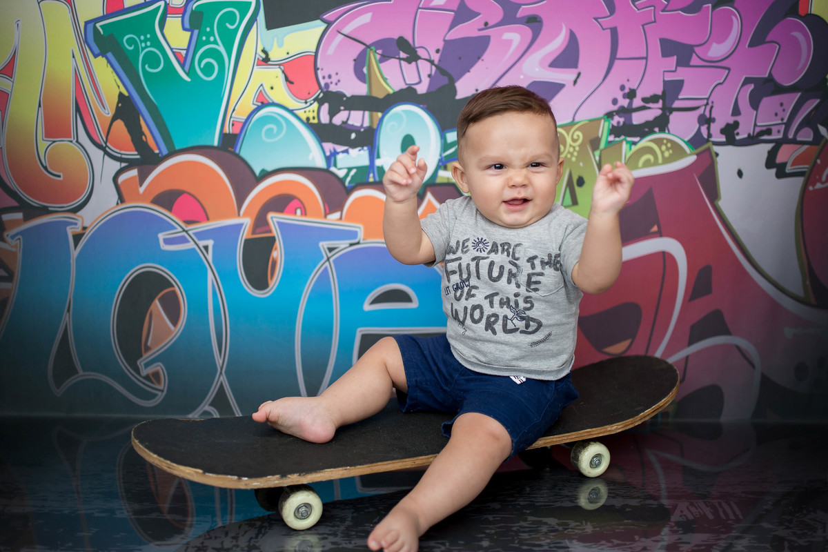 Imaginem um bebê apaixonante… ♥ Trago um pouquinho do Théo em seus 9 meses. Distribuindo sorrisos, charme e até fazendo fazendo gracinha, posso com isso? Impossível não se encantar com esse mocinho lindo
Como é bom acompanhar o crescimento não só do Théo 