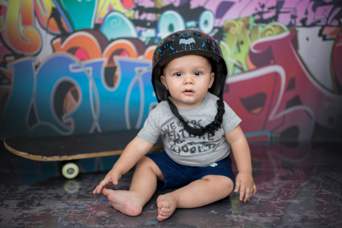 Imaginem um bebê apaixonante… ♥ Trago um pouquinho do Théo em seus 9 meses. Distribuindo sorrisos, charme e até fazendo fazendo gracinha, posso com isso? Impossível não se encantar com esse mocinho lindo
Como é bom acompanhar o crescimento não só do Théo 