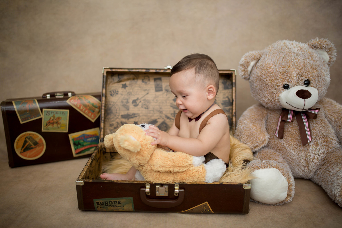 Imaginem um bebê apaixonante… ♥ Trago um pouquinho do Théo em seus 9 meses. Distribuindo sorrisos, charme e até fazendo fazendo gracinha, posso com isso? Impossível não se encantar com esse mocinho lindo
Como é bom acompanhar o crescimento não só do Théo 