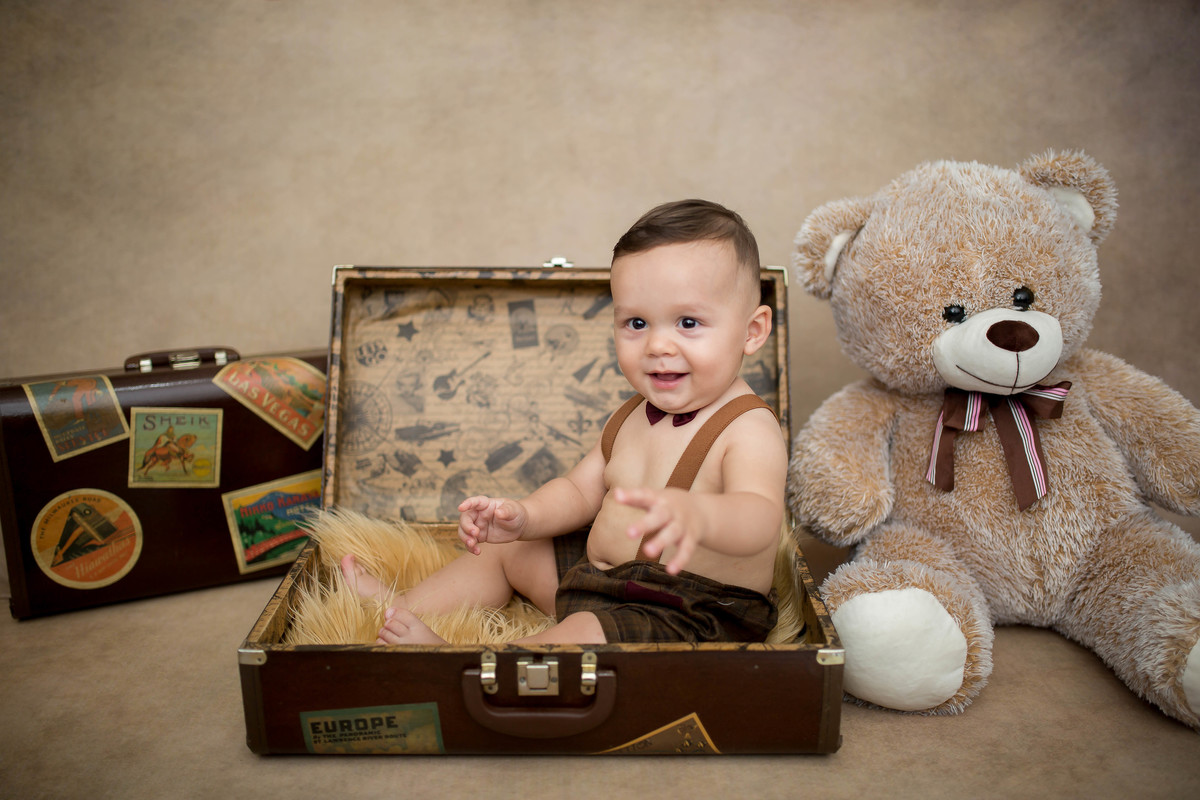 Imaginem um bebê apaixonante… ♥ Trago um pouquinho do Théo em seus 9 meses. Distribuindo sorrisos, charme e até fazendo fazendo gracinha, posso com isso? Impossível não se encantar com esse mocinho lindo
Como é bom acompanhar o crescimento não só do Théo 