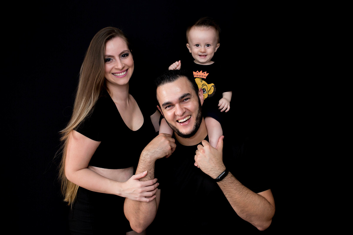 Nós amamos acompanhar o crescimentos dos bebês!!! agora com 9 meses o Lucca se divertiu muito na sua sessão de fotos!! 

