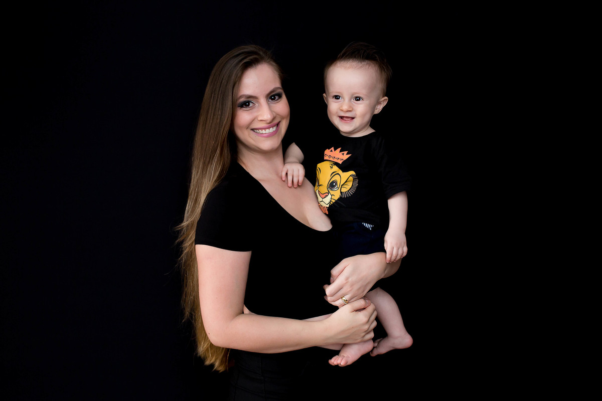 Nós amamos acompanhar o crescimentos dos bebês!!! agora com 9 meses o Lucca se divertiu muito na sua sessão de fotos!! 

