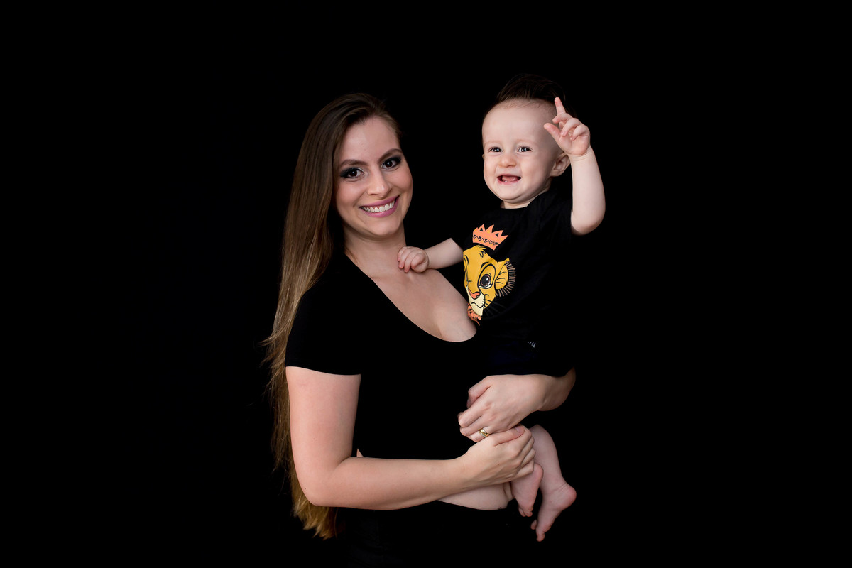 Nós amamos acompanhar o crescimentos dos bebês!!! agora com 9 meses o Lucca se divertiu muito na sua sessão de fotos!! 

