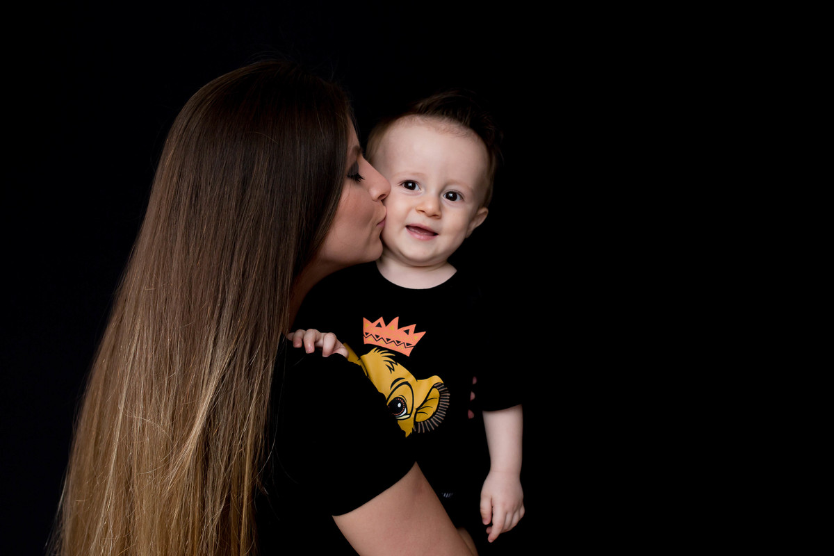 Nós amamos acompanhar o crescimentos dos bebês!!! agora com 9 meses o Lucca se divertiu muito na sua sessão de fotos!! 

