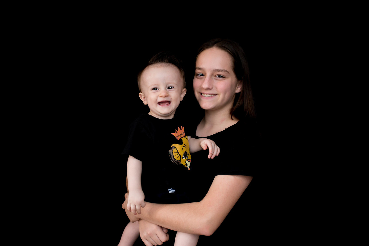 Nós amamos acompanhar o crescimentos dos bebês!!! agora com 9 meses o Lucca se divertiu muito na sua sessão de fotos!! 

Nós amamos acompanhar o crescimentos dos bebês!!! agora com 9 meses o Lucca se divertiu muito na sua sessão de fotos!! 

