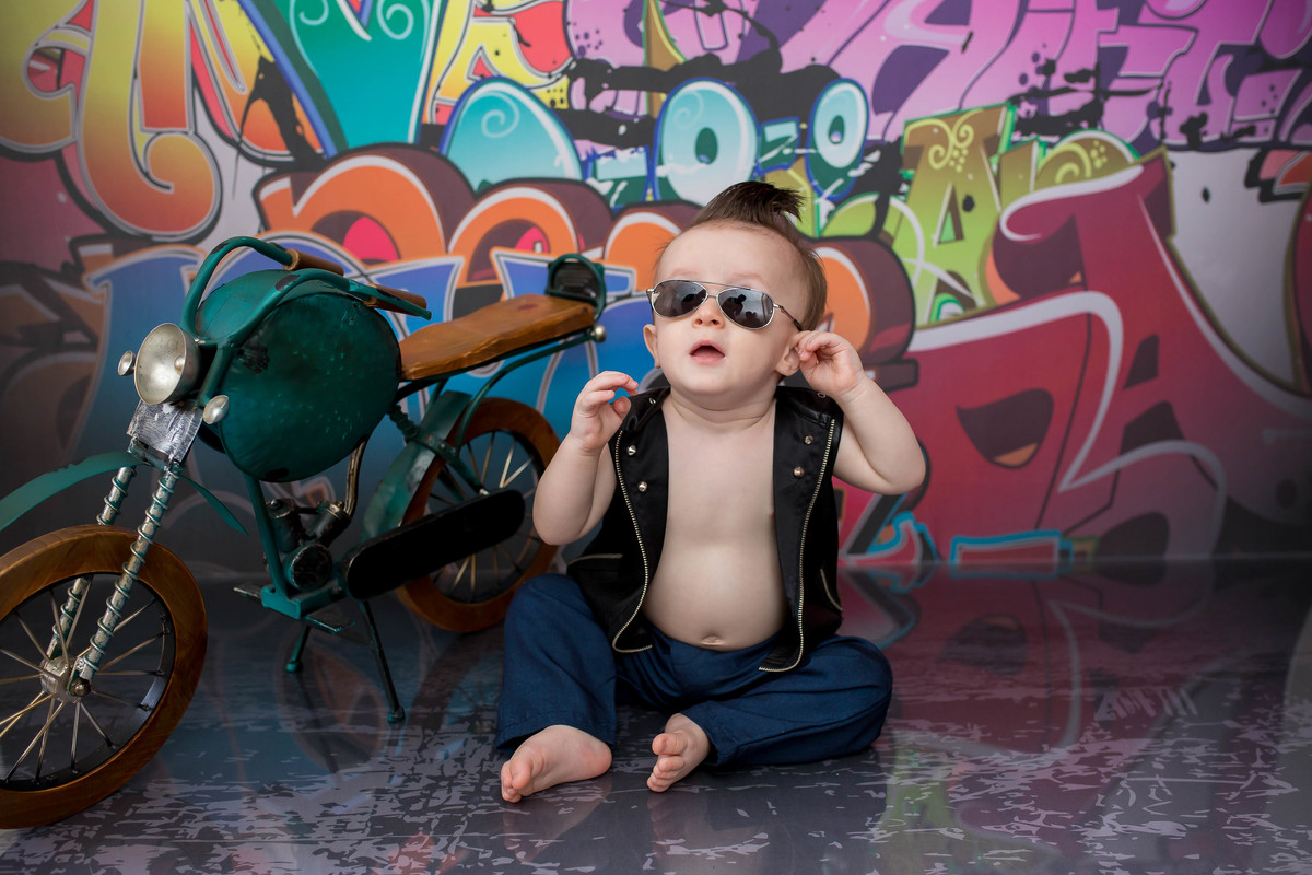 Nós amamos acompanhar o crescimentos dos bebês!!! agora com 9 meses o Lucca se divertiu muito na sua sessão de fotos!! 

