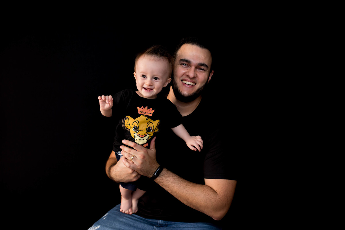 Nós amamos acompanhar o crescimentos dos bebês!!! agora com 9 meses o Lucca se divertiu muito na sua sessão de fotos!! 

