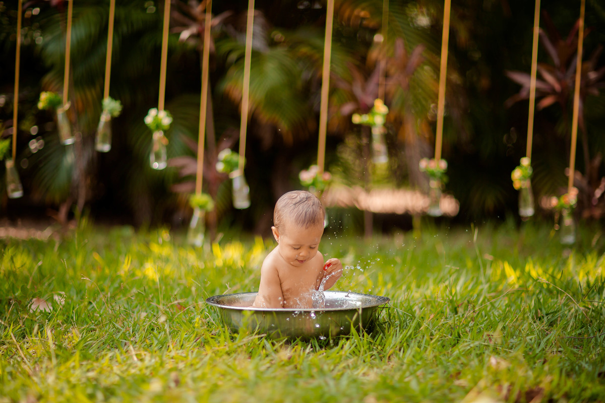 Chegou a vez do Smash the Fruit da pequena Diana!

Com um bolo de frutas preparado pelo papai, e muita fofura e diversão, assim foi a comemoração do primeiro aninho da pequena! ❤

Obrigada mamãe e papai por mais uma vez ter confiado em nosso trabalho!!