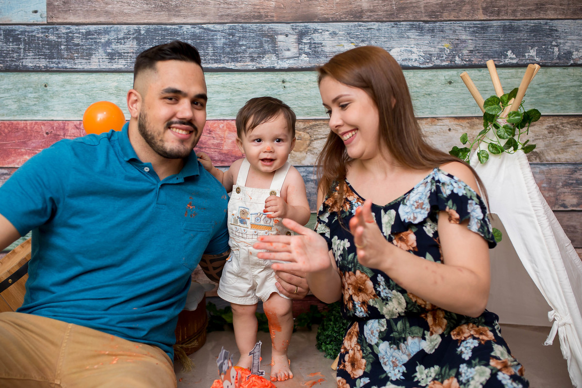 Piscamos e um ano se passou.... e é claro que não podia deixar de registrar o Smash Smash the Cake do pequeno Théo 