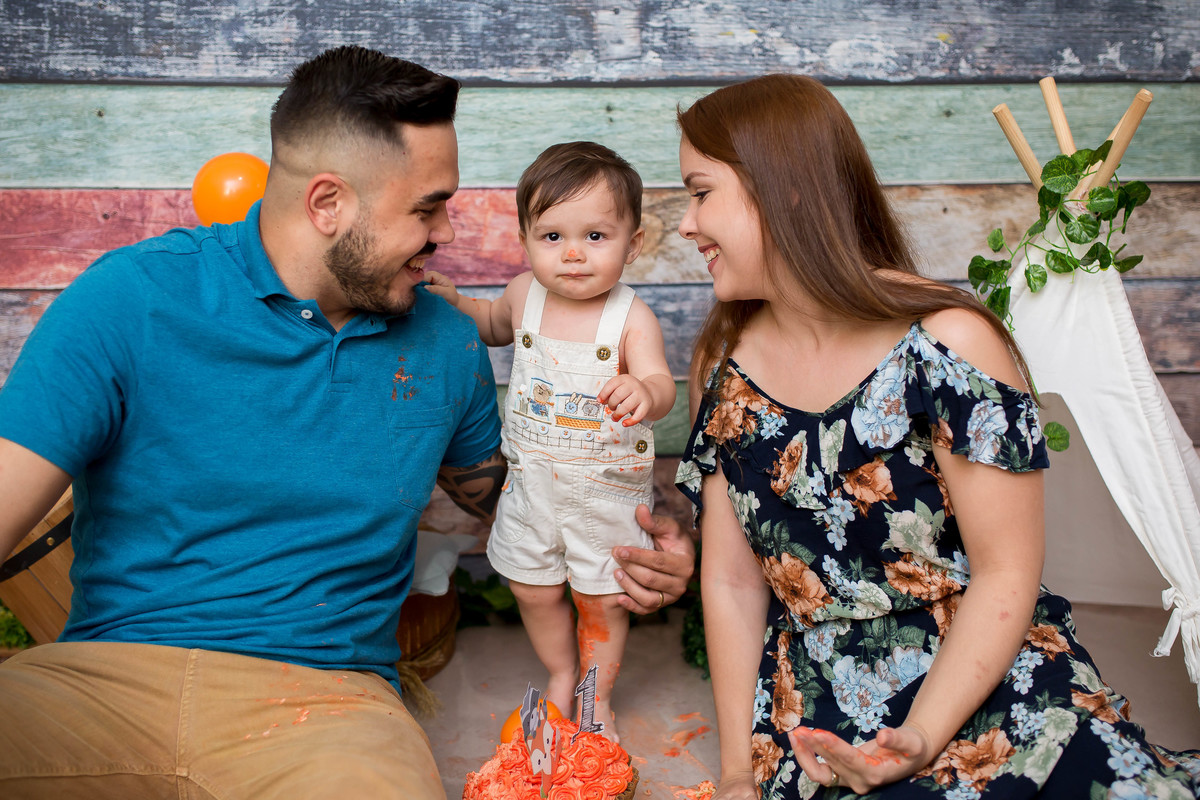 Piscamos e um ano se passou.... e é claro que não podia deixar de registrar o Smash Smash the Cake do pequeno Théo 