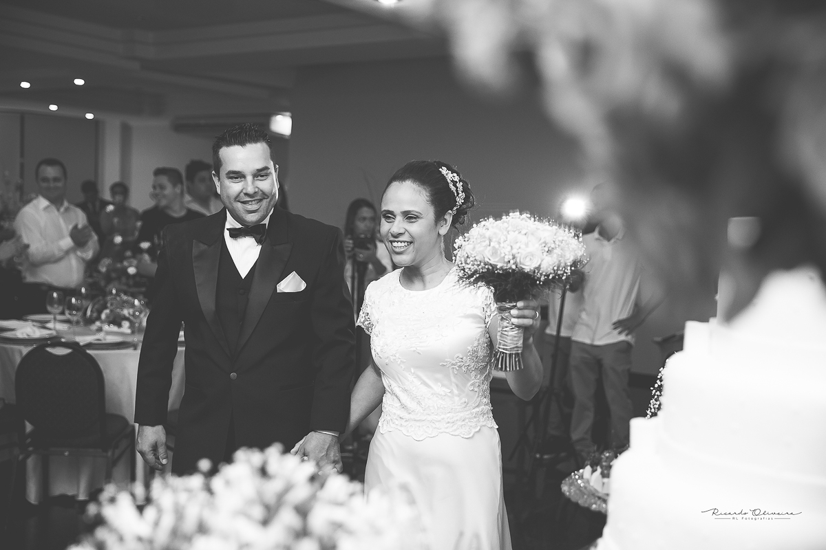 saída dos noivos da cerimonia