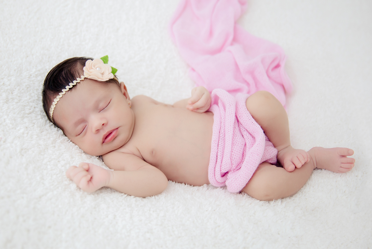 Ensaio recém nascido no puff