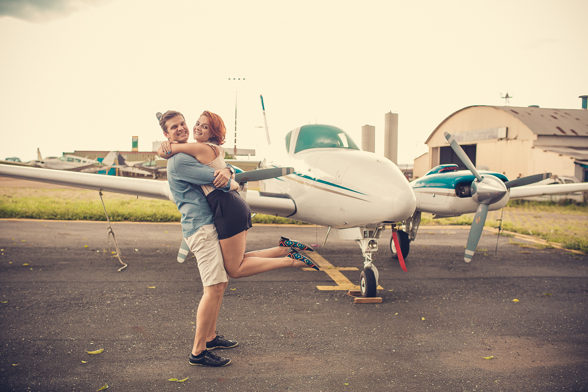 O noivo se aproveitou da noiva