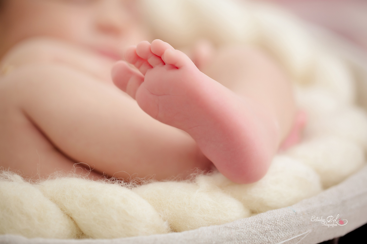 Detalhe dos pézinho