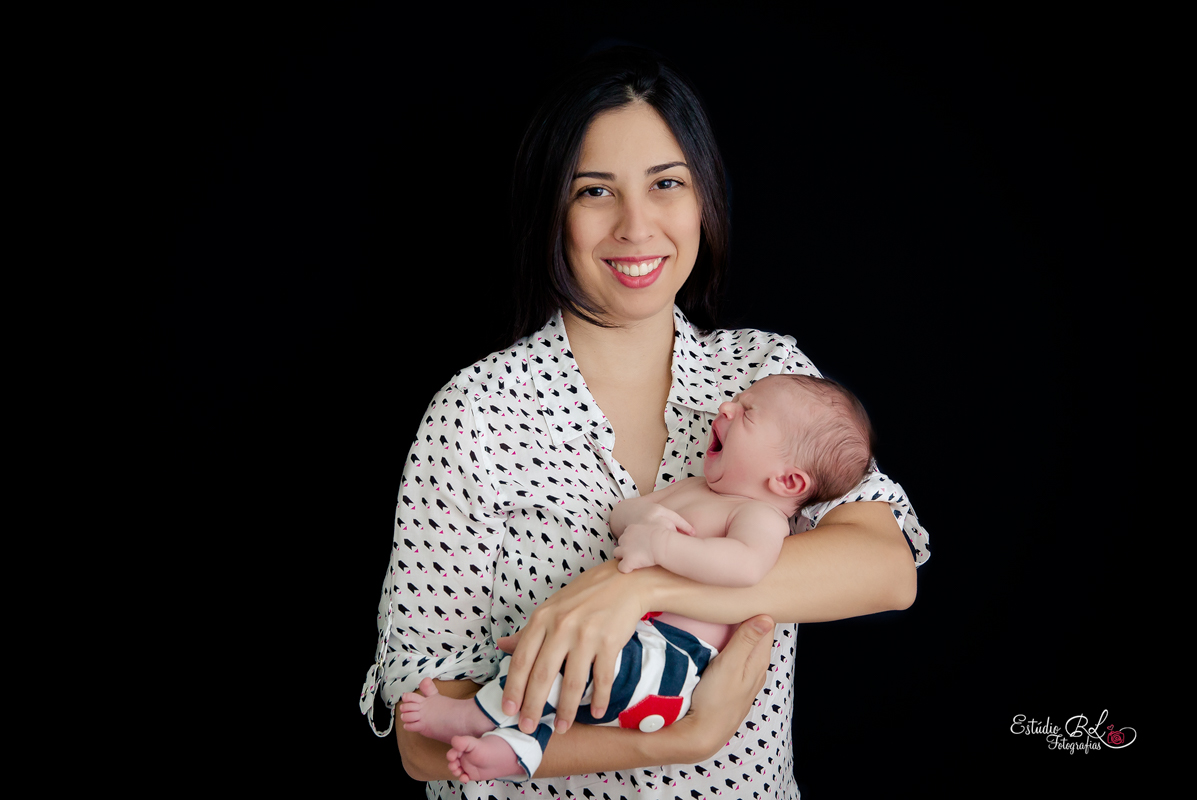 Mamãe Rachel com o Miguel, olha a alegria da mamãe