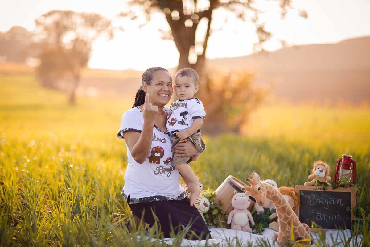 smash the cake, Safari Bryan 