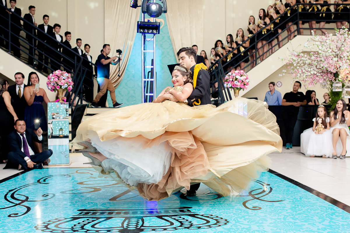 Debutante e príncipe