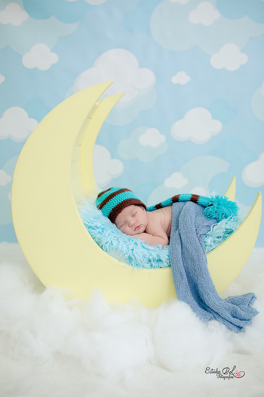 tema da lua, fica muito lindo com os bebês