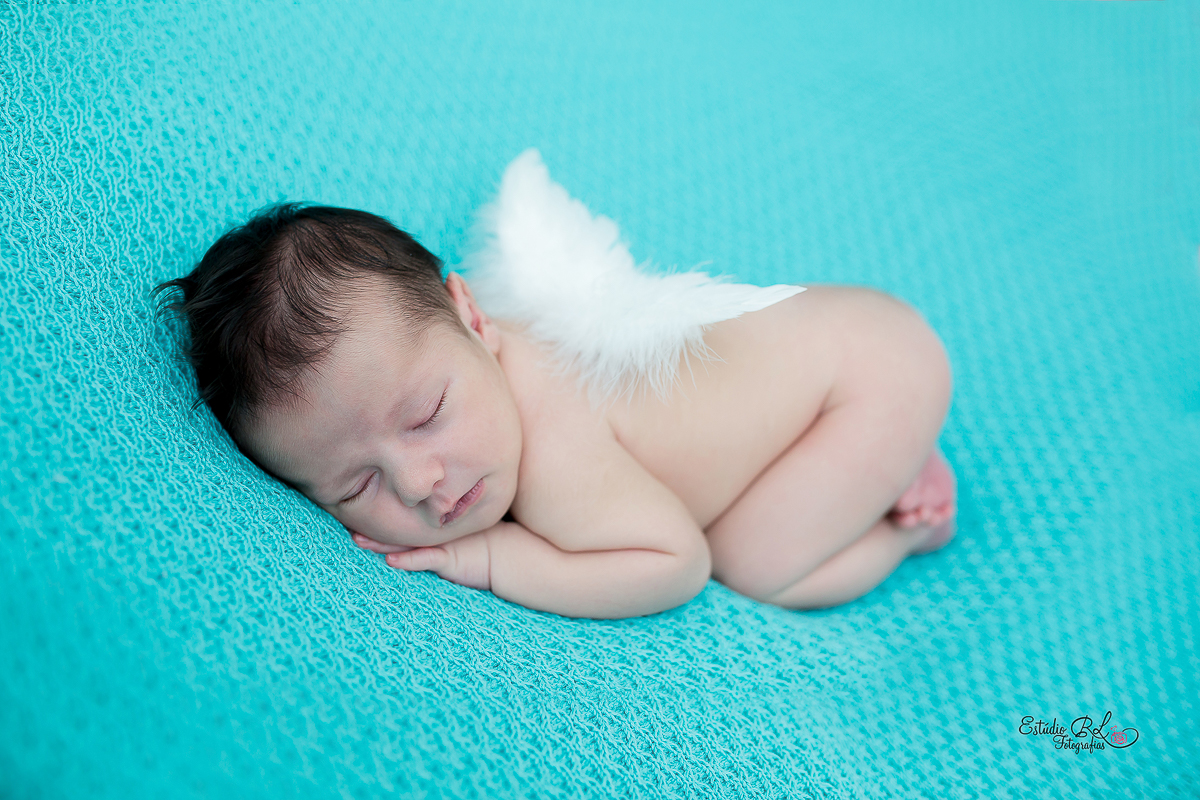 Ensaio recém nascido (newborn) anjinho