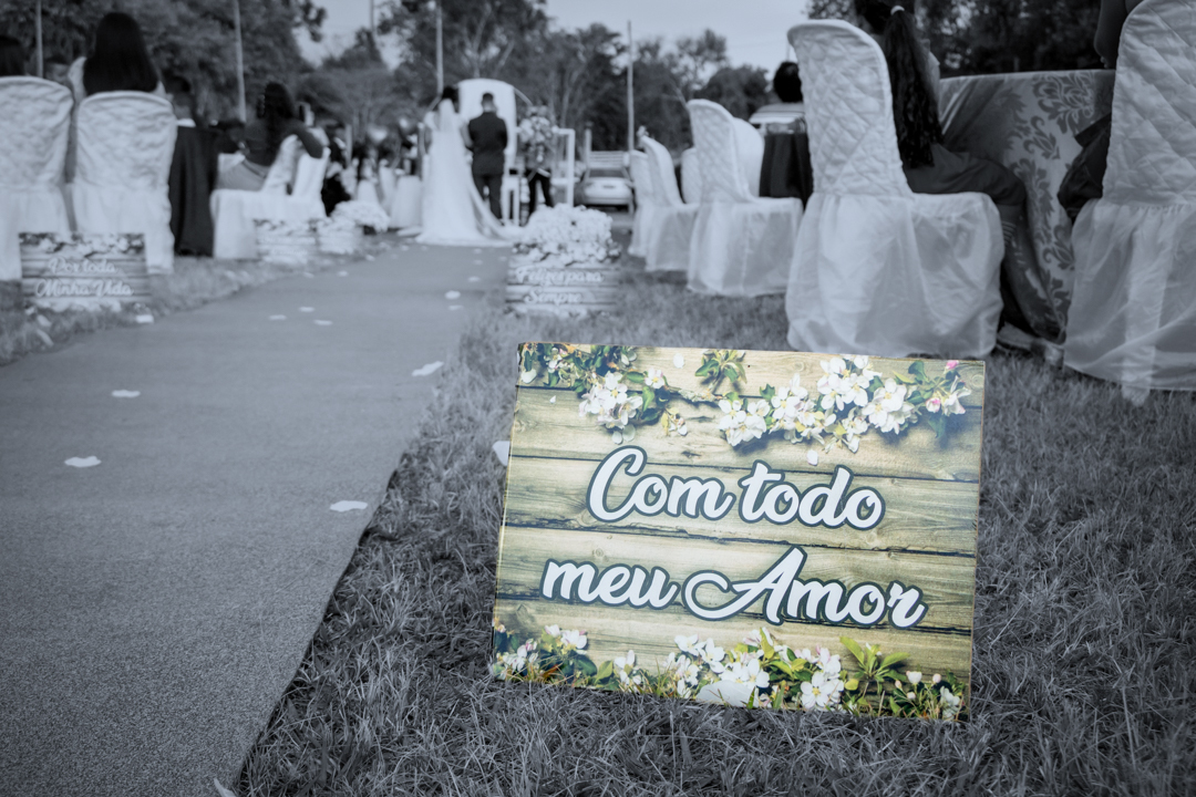 casamento noiva noivo cerimonial  placa mensagem noivo  noiva madrinhas padrinhos sitio  Três Corações - MG 