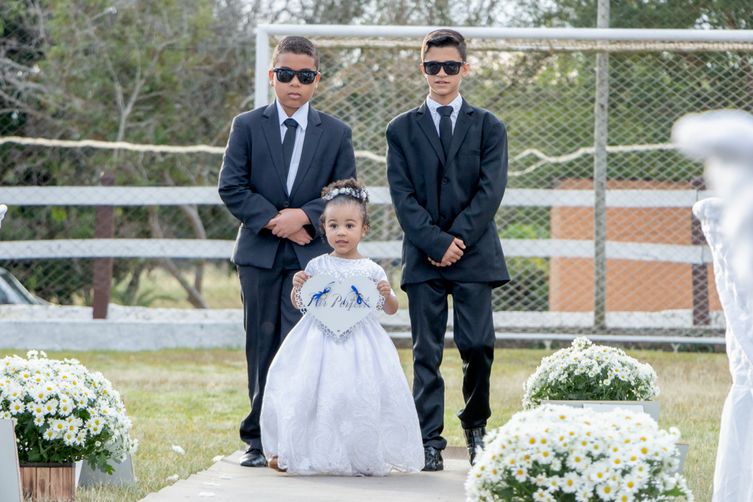 entrada alianças segurança porta aliança casamento sitio   Três Corações - MG 