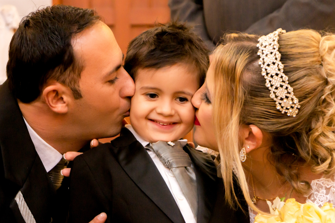 noivo filho noiva casamento igreja paroquia São Gonçalo do Sapucaí - MG