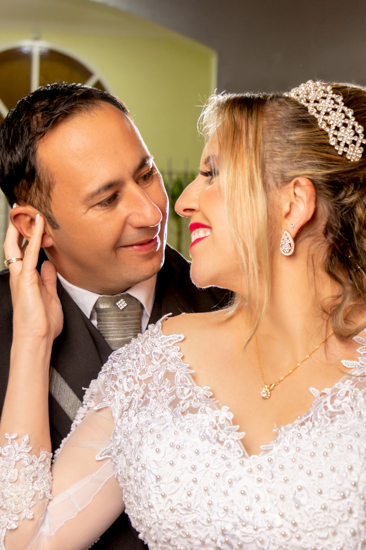 noivo noiva casamento igreja coroa paroquia  São Gonçalo do Sapucaí - MG