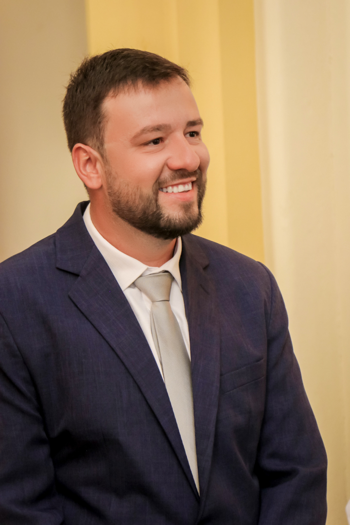 reação noivo ao ver noiva reação noivo ao ver noiva  casamento  igreja paroquia  São Gonçalo do Sapucaí  - MG 