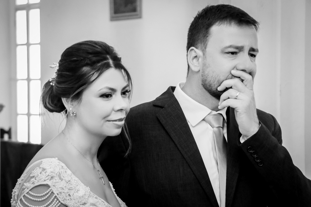 reação noivo  ao ver pai emoção casamento    igreja paroquia padre azul  São Gonçalo do Sapucaí  - MG 