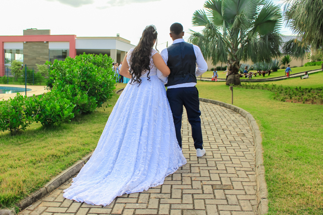 entrada do casal no salão de festa São Gonçalo do Sapucaí - MG  