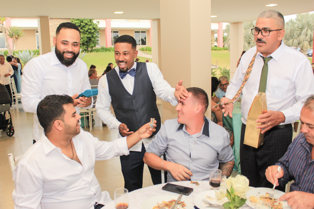 trote com o noivo corte da gravata para a lua de mel São Gonçalo do Sapucaí - MG  