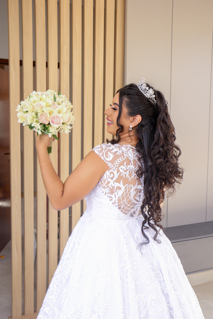  making of a noiva vestido coroa buque  casamento São Gonçalo do Sapucaí - MG